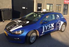 Jysk firmatøj bilreklame